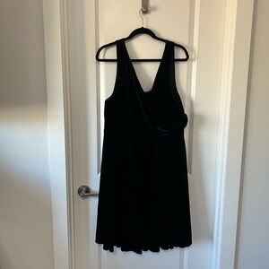 Velvet with tulle underskirt Torrid